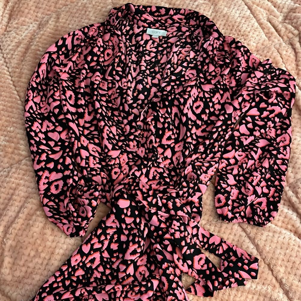 Black/pink hearts dress perfect for Valentine’s Day